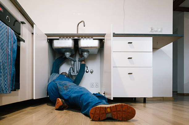 Professional Emergency Plumber technician working in Buckley, WA
